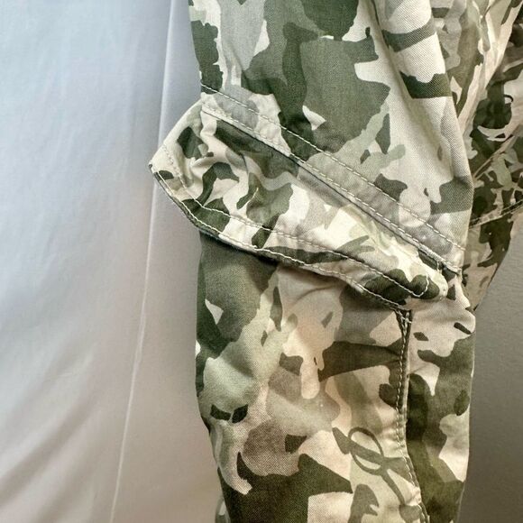 Nike Camouflage Crop Cargo Pants Size L - Picture 8 of 11
